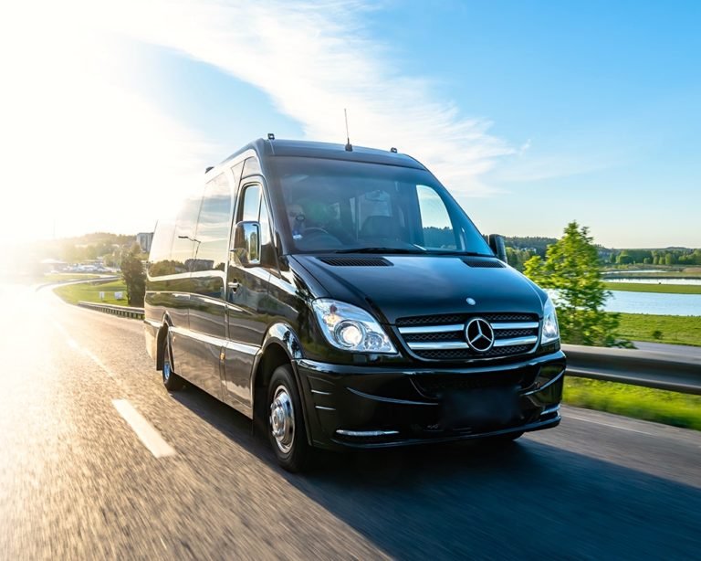 Nice Airport to Lyon Taxi